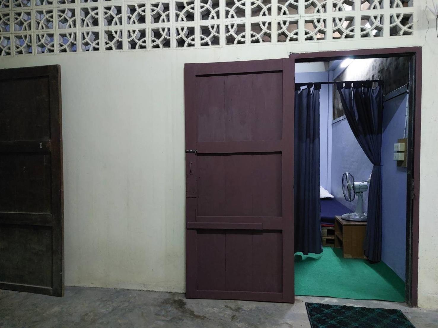 Hostelbed And Retreat Phitsanulok Exterior foto